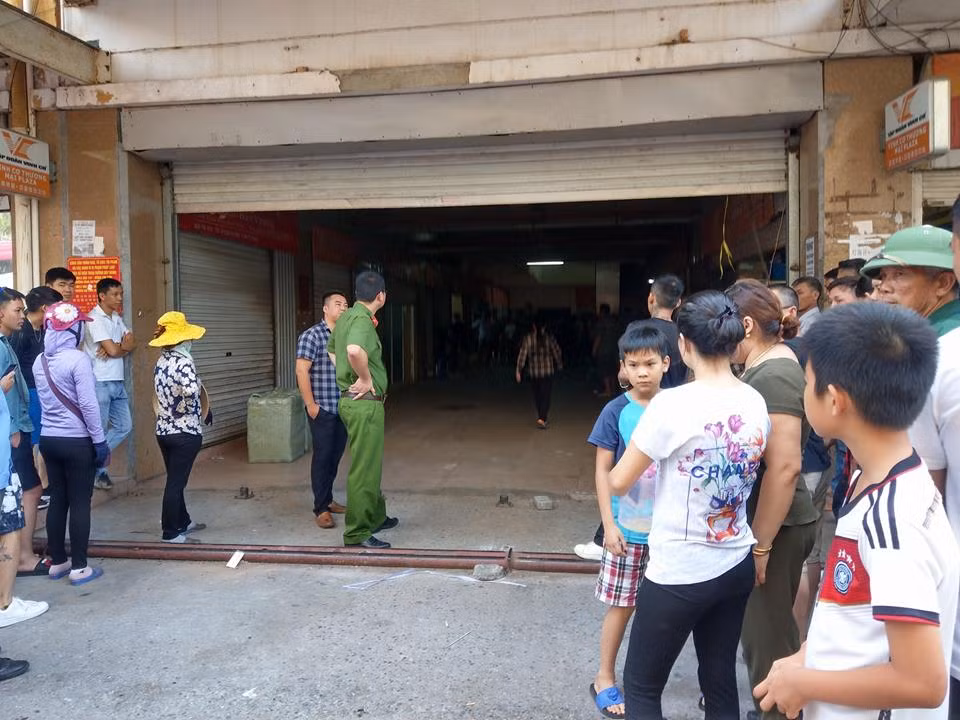 Lối vào tầng 1 của TTTM nơi chị K làm việc