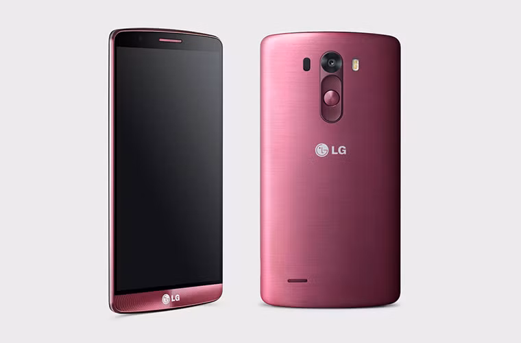  LG G3: Tuy LG gọi màu của mẫu G3 này là màu đỏ rượu Burgundy, nhưng nó vẫn trông có sắc hồng hơn. Nếu chấp nhận điều đó, bạn có thể thử nghía qua phiên bản màu tím của LG G3 cũng hấp dẫn không kém.