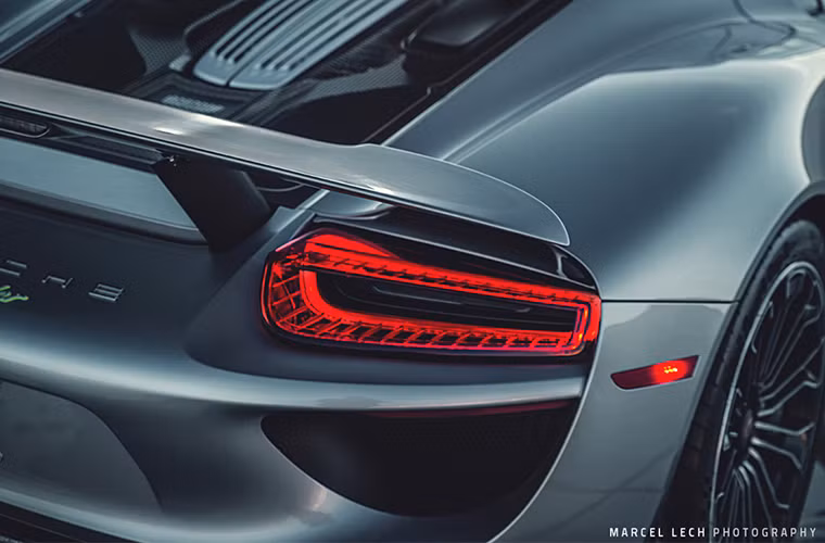 ...và mức khí thải 79g CO2/km, thấp hơn nhiều so với hầu hết các dòng xe nhỏ tiết kiệm nhiên liệu hiện nay.