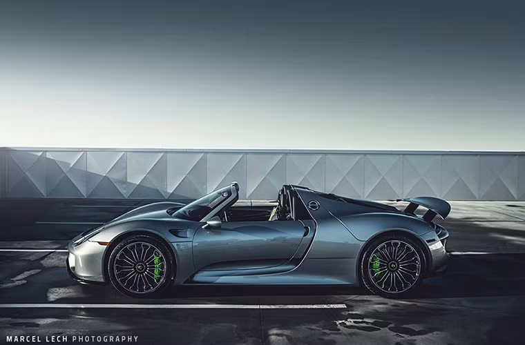 Chế độ Hybrid sẽ kích hoạt cả ba nguồn năng lượng phối hoạt động nhằm giảm mức tiêu thụ nhiên liệu.