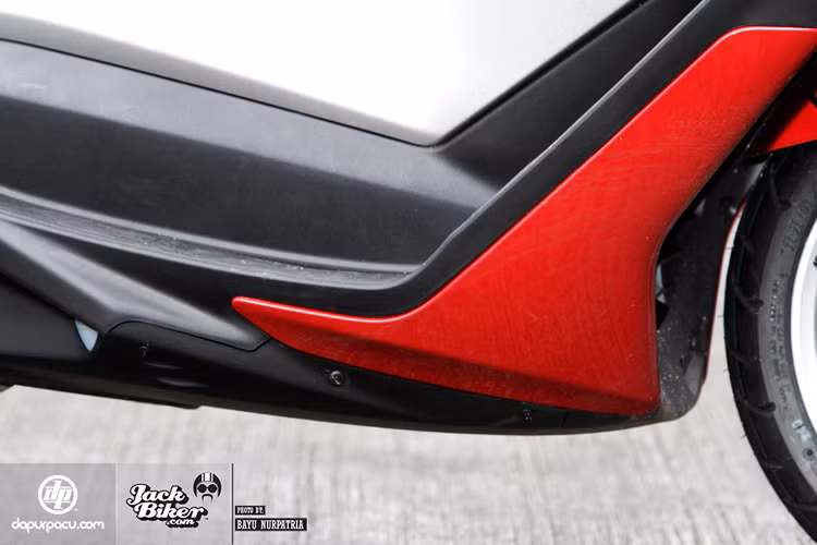 Bộ khung nhẹ và mang đến cảm giác lái linh hoạt hơn cho người điều khiển Yamaha NMax.