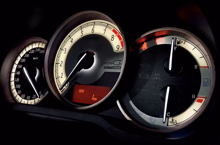 Toyota 86 Cb trang bị động cơ FA20 2.0L, hút khí tự nhiên do Toyota và Subaru hợp tác sản xuất, công suất 200 mã lực, mô-men xoắn cực đại 205 Nm đi kèm hộp số hộp số sàn hoặc hộp số tự động 6 cấp.