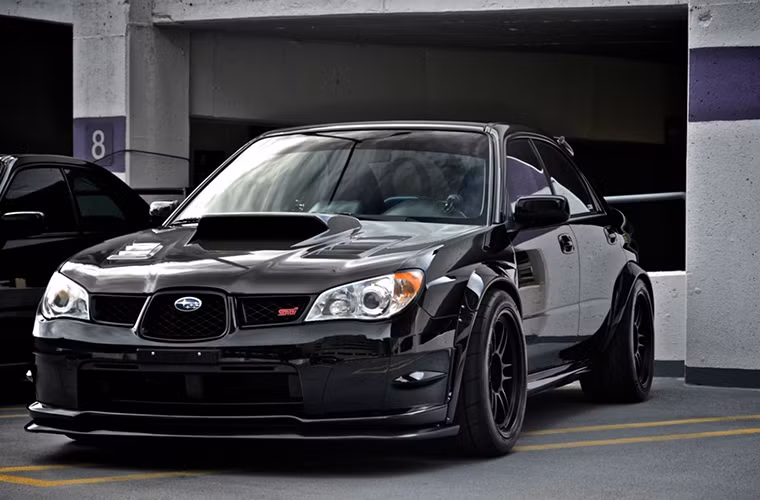  5. Subaru WRX STI: STI viết tắt cho Subaru Tecnica International (Subaru Technica Quốc Tế).