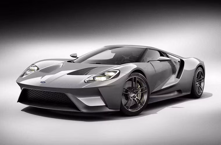 Ngay cả Acura, hãng đã ra mắt phiên bản sản xuất của mẫu NSX tại triển lãm, cũng phải sửng sốt.