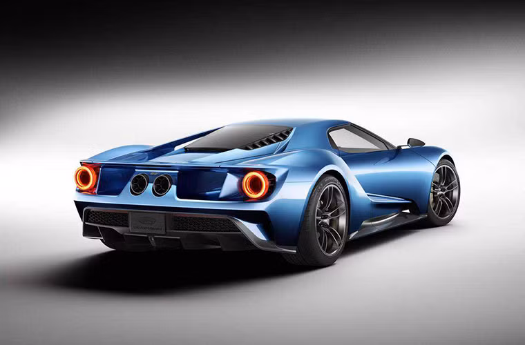 Chỉ có một số nhân viên được tham gia vào dự án GT và chỉ làm việc vào ban đêm, sau khi tất cả các nhân viên khác của Ford đã đi về nhà.