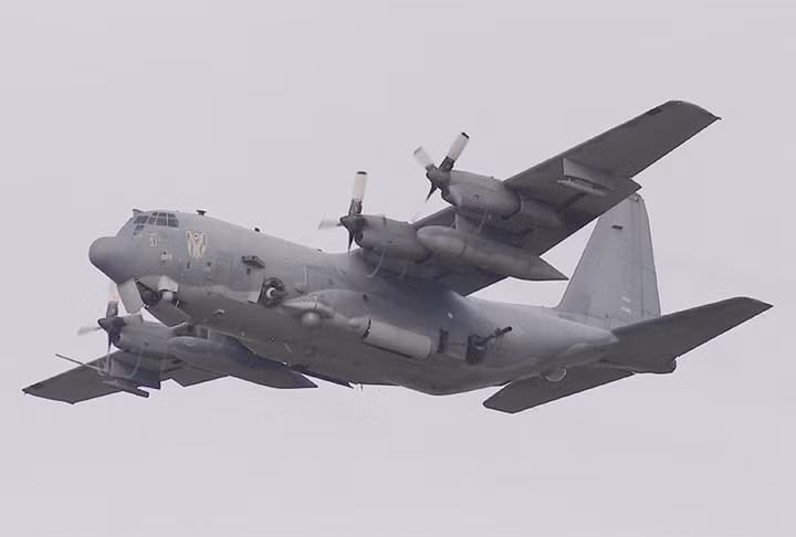 Khẩu pháo này được nạp đạn bằng tay và có thể bắn với tốc độ tối đa lên tới 8 phát/phút. (Ảnh: Jetphotos)