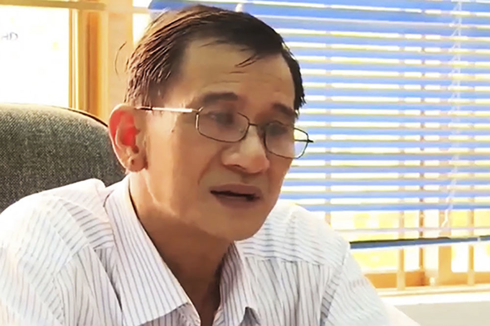  Khởi tố cựu Phó chủ tịch UBND thị xã Sông Cầu: Ngày 4/8, Công an tỉnh Phú Yên đã tống đạt quyết định khởi tố bị can đối với ông Lương Công Tuấn, nguyên Phó Chủ tịch UBND thị xã Sông Cầu (Phú Yên) về tội vi phạm các quy định về quản lý đất đai. Ông Tuấn bị cấm đi khỏi nơi cư trú.