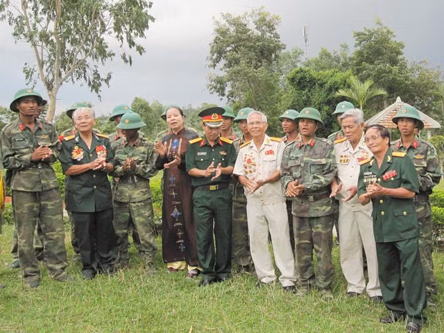 Vi tuong Thai Lan nho on bo doi Viet Nam-Hinh-2