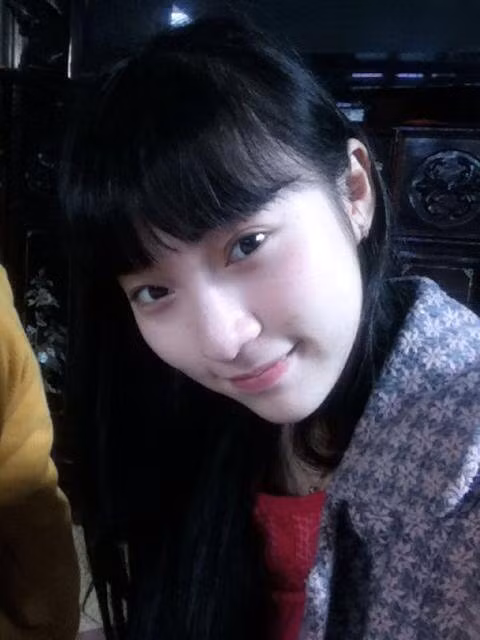 Biết được sự thật về tài năng của Khánh Vy, nhiều cư dân mạng vẫn không hề cảm thấy thất vọng, ngược lại càng thêm khâm phục bởi cách nói, ngữ điệu ở từng thứ tiếng mà Vy thể hiện đều rất chuẩn.