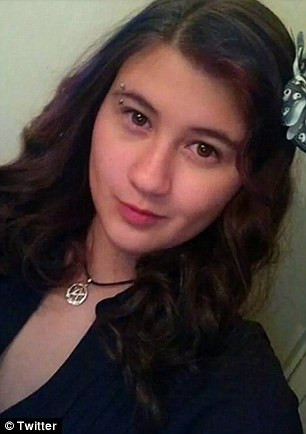 Trong mắt bạn bè, May Kieu là một cô gái được nhận xét là hết sức ngọt ngào, luôn vui vẻ và hạnh phúc. Còn Dorothy (ảnh), lời tiễn biệt: “Cậu là một cô gái thật tuyệt vời. Mong cậu sớm siêu thoát” của một người bạn viết lên Twitter đã đủ nói lên tính cách, con người của nữ sinh này.