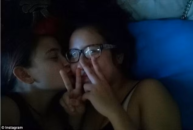 Các học sinh và giáo viên phát hiện thi thể của May Kieu và Dorothy trong trường Independence. Cả hai cùng chết bởi một phát đạn, họ nằm sát cạnh nhau và bên cạnh có một khẩu súng cùng lá thư tuyệt mệnh.