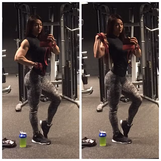 Sở dĩ tên tuổi của Yeon Woo Jhi vang khắp Hàn Quốc bởi thân hình rắn chắc, kết hợp với khuôn mặt xinh đẹp, thanh tú. Vẻ đẹp của cô nàng cơ bắp kết hợp hài hòa giữa "thể và chất".