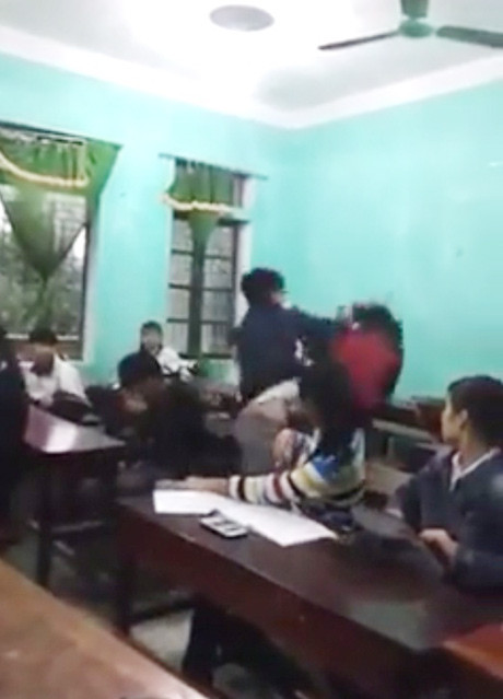 Trước tình hình clip bị chia sẻ tràn lan, anh Thái Anh đã bỏ công gửi tin nhắn đến admin của nhiều fanpage nổi tiếng, trình bày sự việc và yêu cầu admin gỡ đoạn clip nữ sinh bị đánh trong lớp và dòng mô tả xuyên tạc đã nêu trên. Theo lời anh Thái Anh, hiện các fanpage như Góc Thư Giãn, Beat, Nadasa TV đã gỡ bỏ clip trên tuy nhiên vẫn còn rất nhiều fanpage nhỏ lẻ khác vẫn chưa có động thái gì và Chi vẫn đang bị rất nhiều người chửi rủa vì một lý do “trời ơi”.