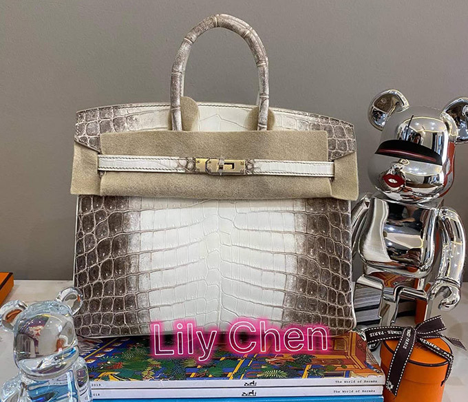 Năm 2019, người đẹp tham gia cuộc thi Tình Bolero và đoạt vị trí Á quân, kể từ đó cô được nhiều người ưu ái gọi là "ngọc nữ Bolero".