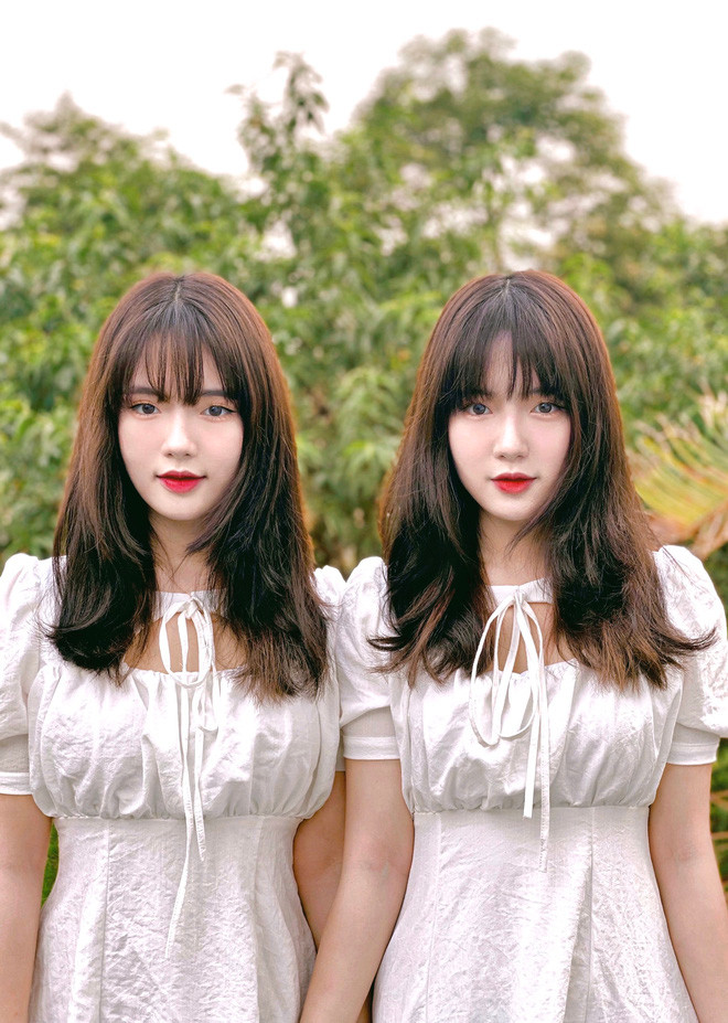 Được biết, hai gái xinh này đã trở thành sinh viên khoa Tài chính - Ngân hàng, trường Đại học Thương mại, Hà Nội.