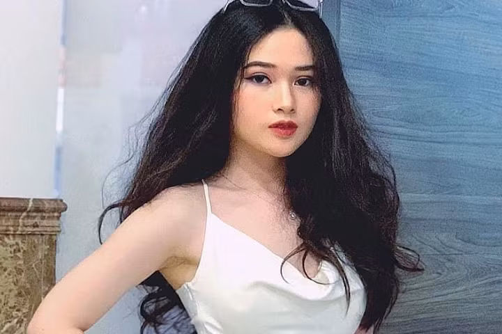 Cô có thể mặc vừa mọi bộ đồ mà cô yêu thích, tự tin khoe dáng trong những thiết kế bikini gợi cảm.