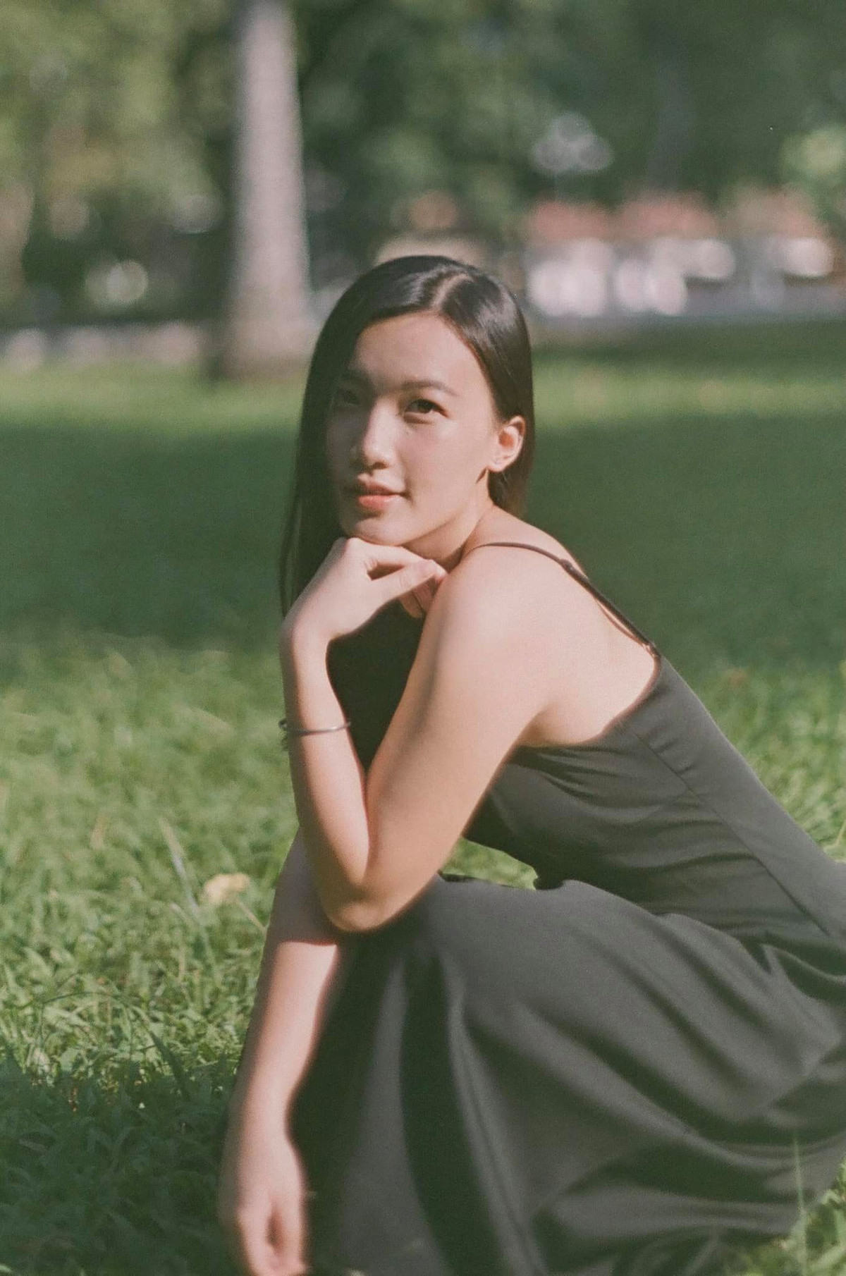 Nu MC gay sot nho loat khoanh khac dep tua nang tho