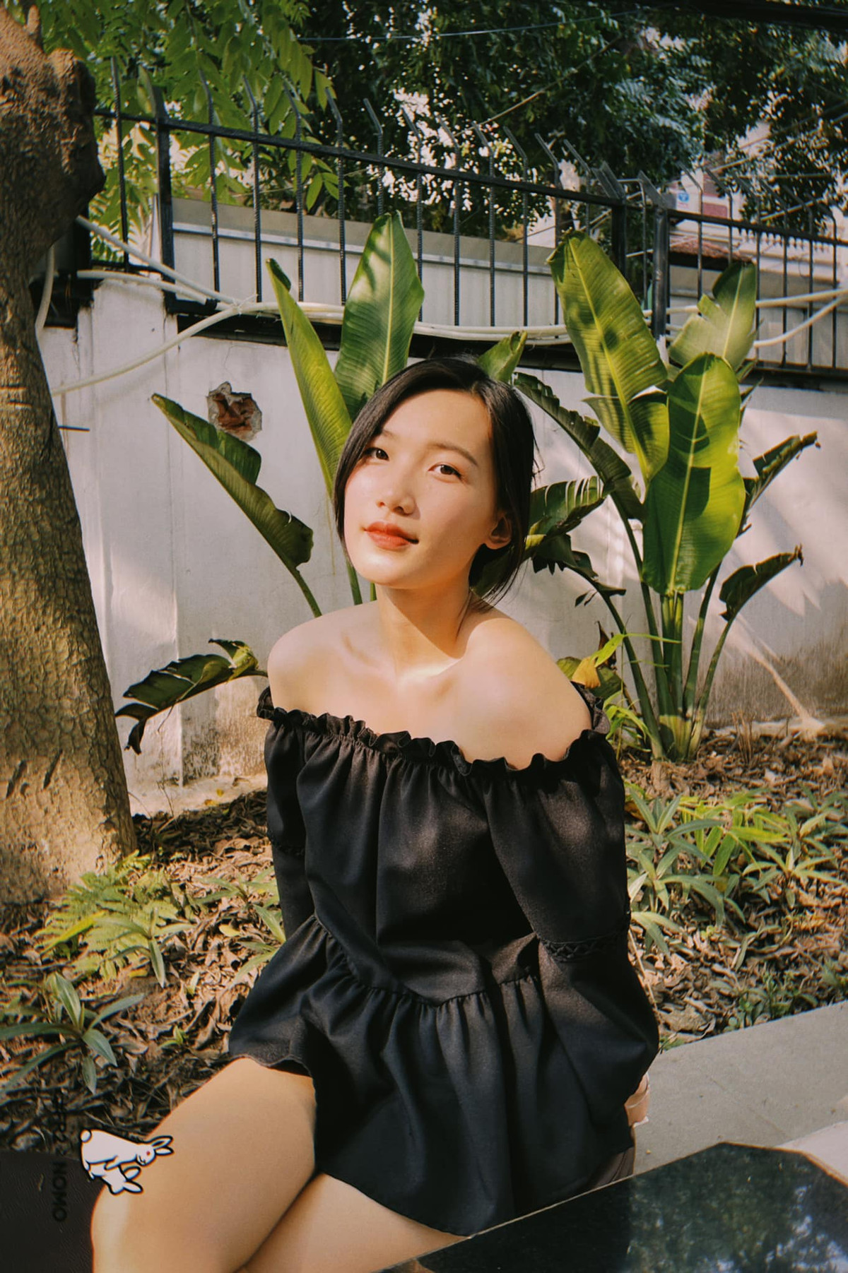 Ngoài ra, cô nàng còn đang sở hữu một kênh Youtube thu hút sự theo dõi của nhiều bạn trẻ.