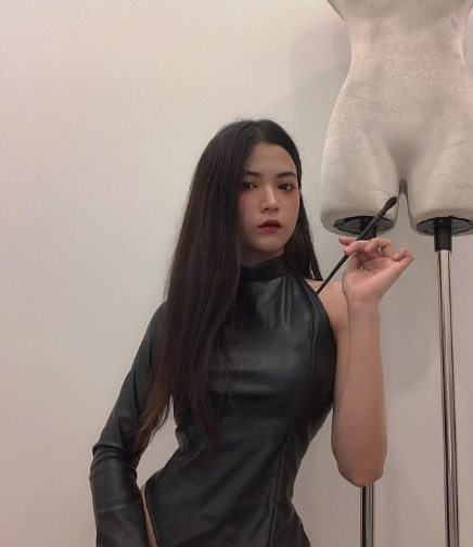 Hiện tại, bên cạnh việc học, Thanh Thơ còn làm mẫu ảnh tự do và thiết kết cho một số shop thời trang.