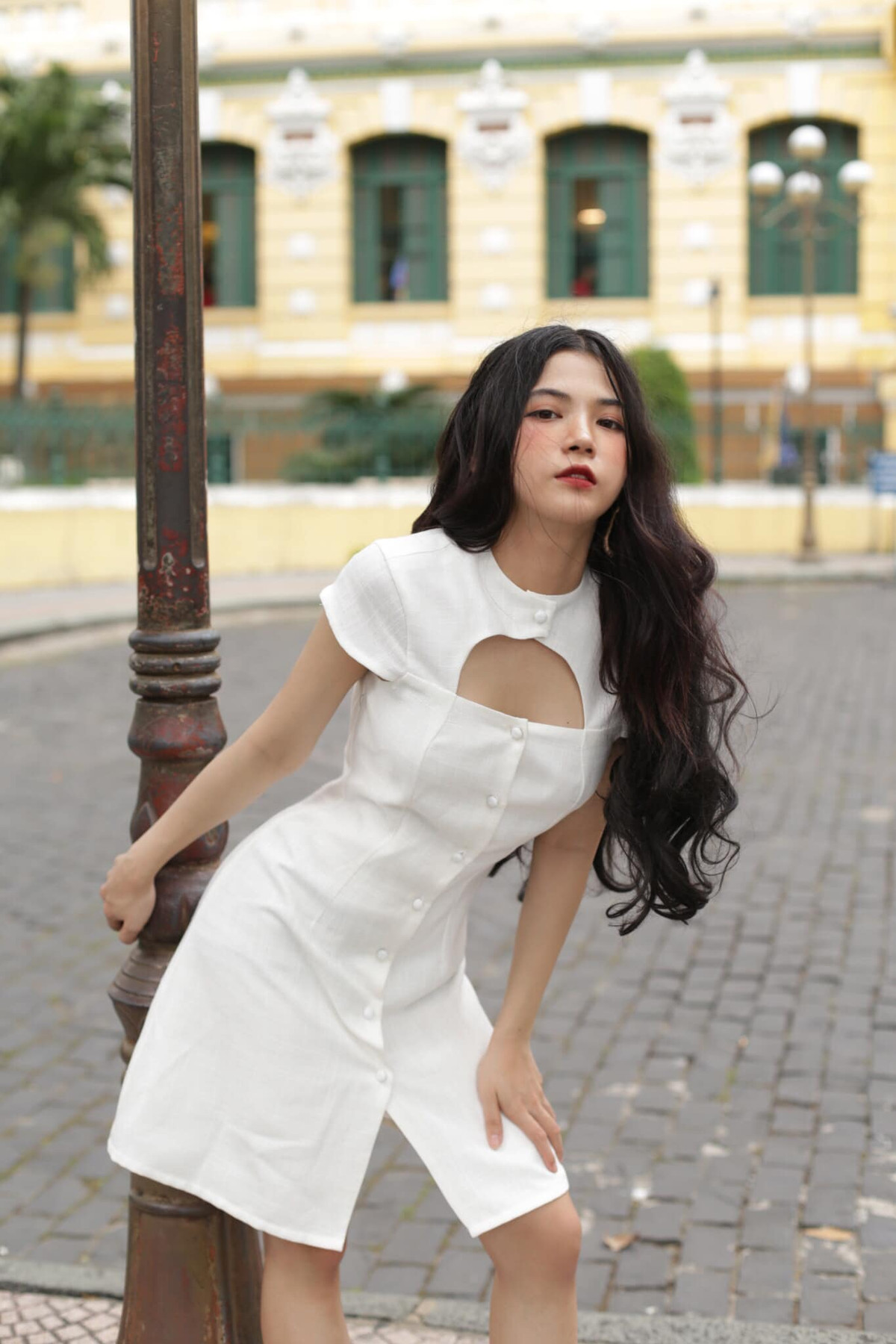 Loạt ảnh diện bikini bên bờ biển được Thanh Thơ chụp vào năm 19 tuổi tại Côn Đảo.