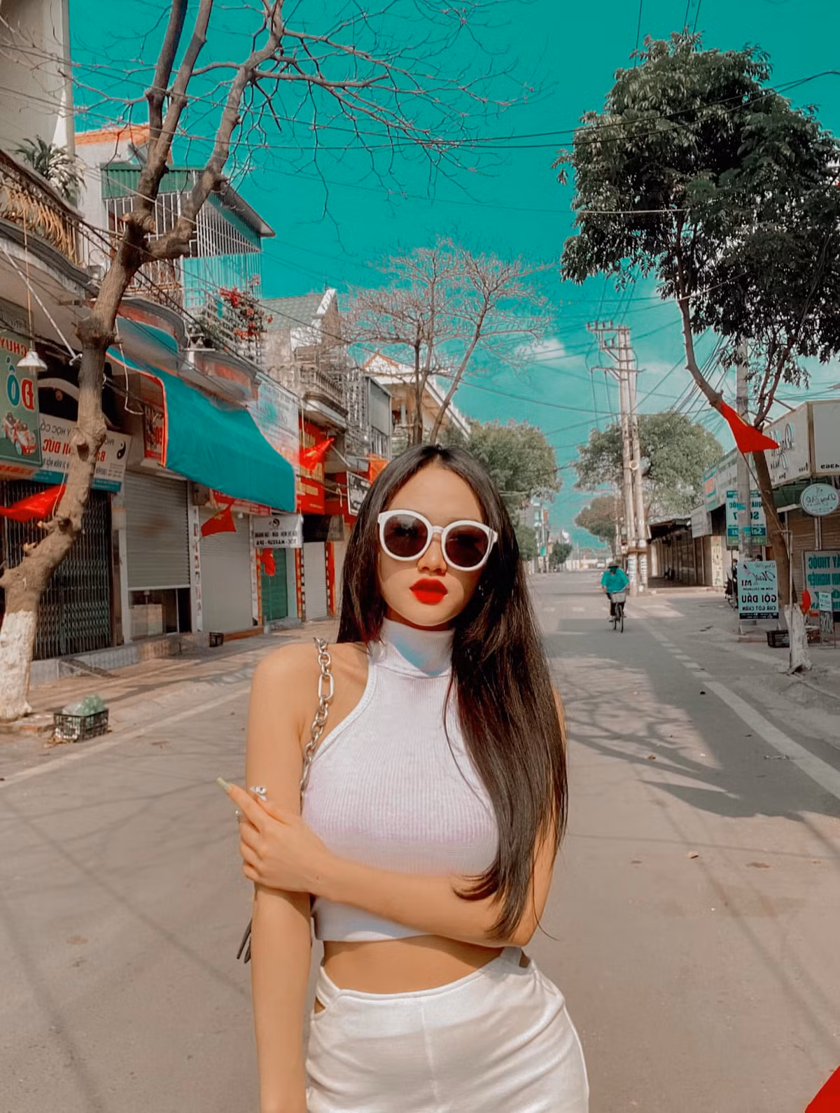 Cô nàng tập luyện chăm chỉ và có được vóc dáng gợi cảm không thua kém các hot girl nổi tiếng.