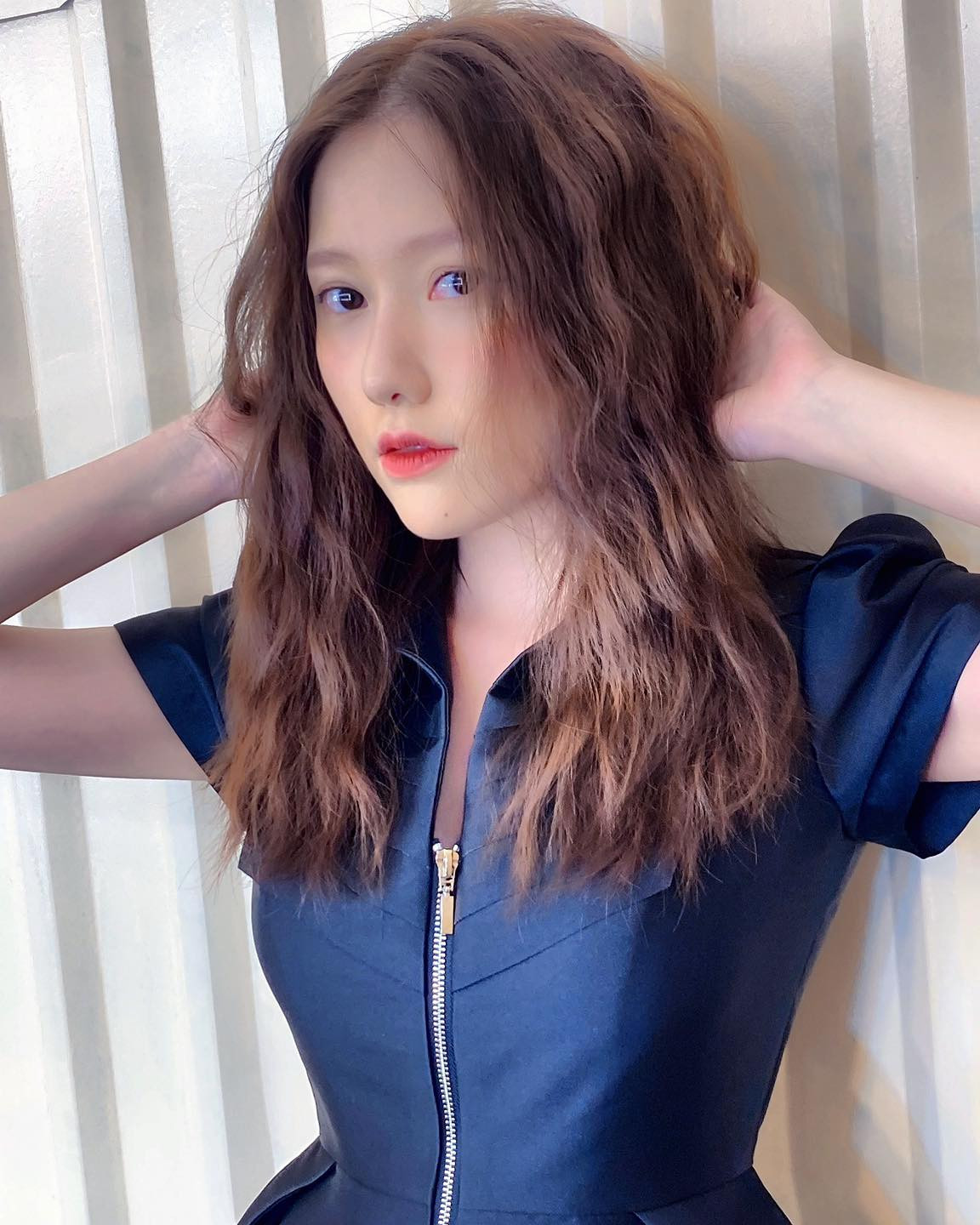 Nhan sắc của Huỳnh Ân tiếp tục trở thành tâm điểm chú ý của cư dân mạng trong loạt khoảnh khắc cô vừa đăng tải.