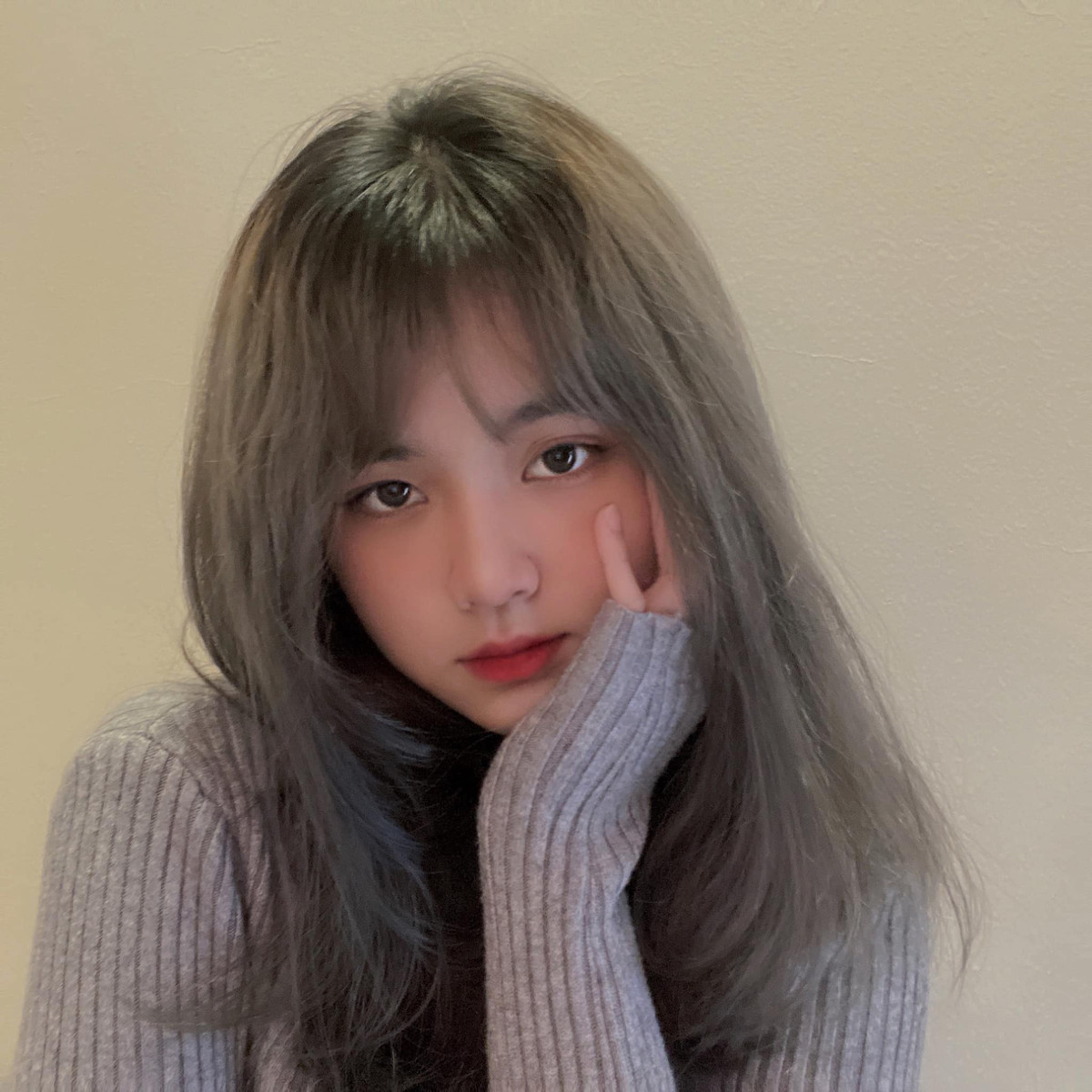 Ngoài trải nghiệm trước ống kính, công việc làm thêm cũng đem tới cho Diệp một mức thu nhập đáng ghen tỵ mà không nhiều bạn trẻ ở độ tuổi cấp 3 có thể kiếm được.