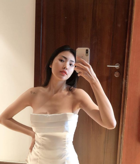 Trong dàn nữ tiếp viên hàng không với những cái tên nổi trội như Dương Thu Thảo, Nam Phương,...thì cô gái Châu Huỳnh Kim My cũng là nhân vật gây chú ý.