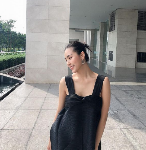 Kim My là nữ tiếp viên hàng không có ngoại hình xinh đẹp và nổi bật với phong cách thời trang ấn tượng.