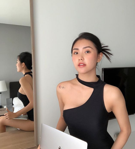 Phong cách thời trang thanh lịch, gợi cảm của Kim My cũng là một trong những điểm thu hút của cô.