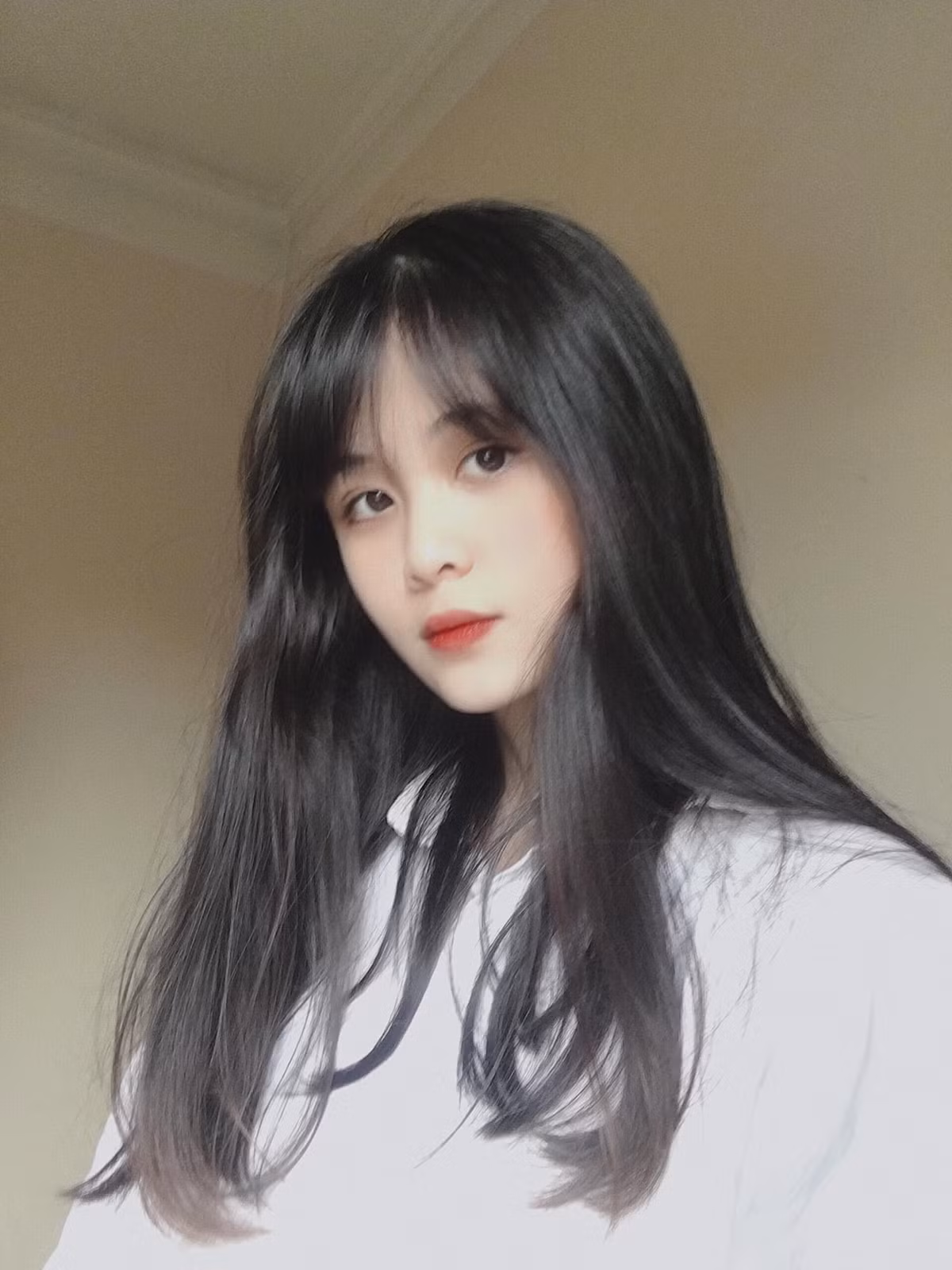 Vẻ đẹp ngọt ngào với đôi mắt to, tròn khiến bao người ngẩn ngơ "thương nhớ". Ảnh: Tổng hợp