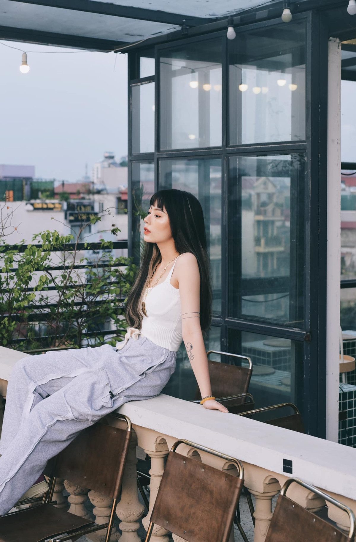 Chính sự hài hước tự dìm bản thân không thương tiếc, Mai Âm Nhạc được mệnh danh là "chúa hề" trên TikTok thời gian qua.