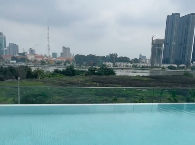 Vừa đẹp trai, giỏi giang lại sinh ra trong gia đình bề thế, Nguyễn Hoàng Việt có lẽ là hình mẫu lý tưởng mà mọi cô gái đều muốn có được.