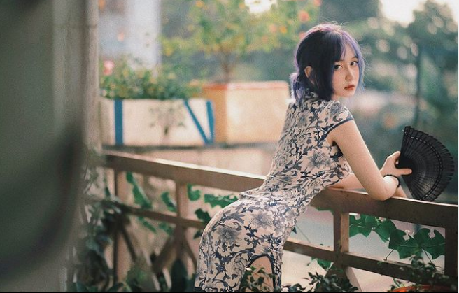 Với chỉ số hình thể khá chuẩn, gái xinh quê Cần Thơ cao 1,66m cùng số đo 3 vòng ấn tượng: 85 – 59 – 92cm, Hải Yến dễ dàng chinh phục đẹp mắt trong bất kỳ phong cách nào.