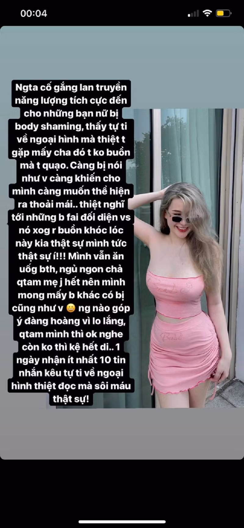 Ngay sau đó, thay vì né tránh Wilson Nhật Anh đáp trả một cách rất mạnh mẽ: "Sao mà thiệt không hiểu nổi. Còn chuyện cuối cùng, tui up hình bụng dưới bự kệ tui, tui dám up là tui tự tin rồi".