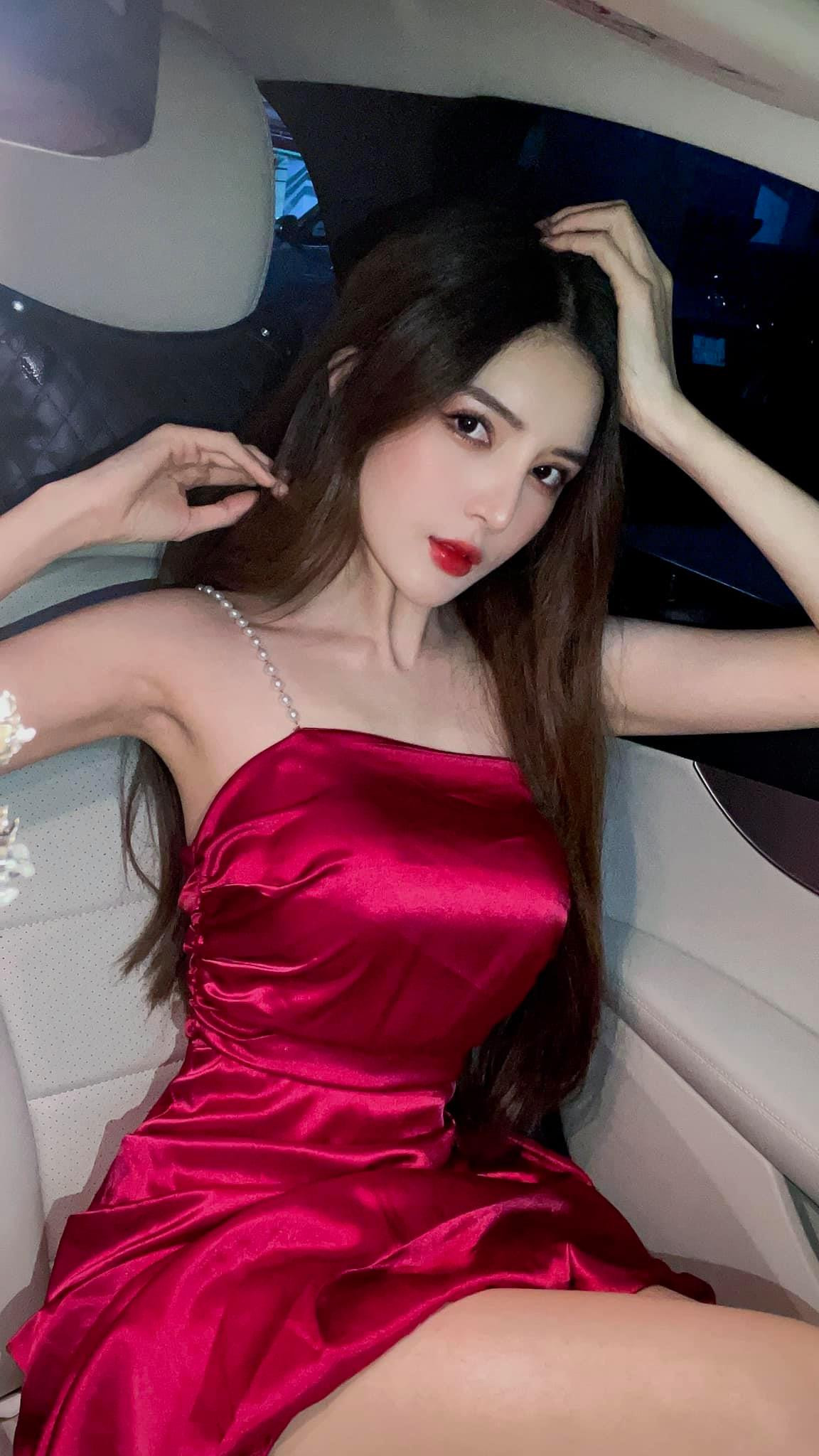 Lilly Luta cũng là nhân vật có tầm ảnh hưởng trên mạng xã hội với trang cá nhân có gần 500 ngàn lượt theo dõi.