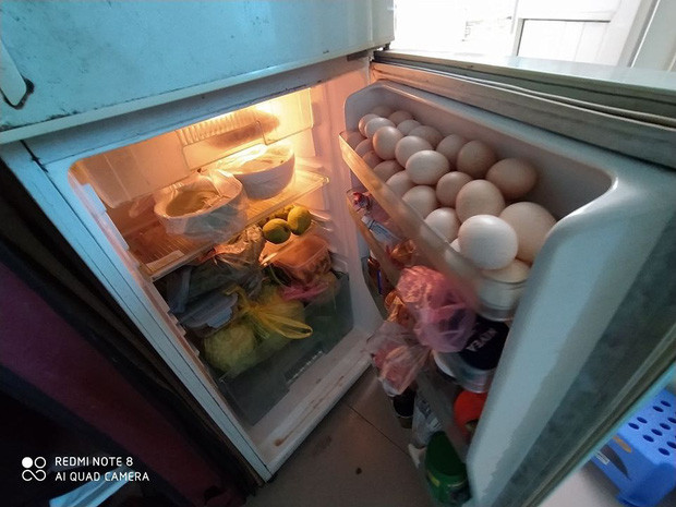 Mặc dù đó không phải là đồ ăn cao sang, đắt tiền nhưng những đứa con sống ở thành phố cảm thấy ấm lòng trong thời gian này.