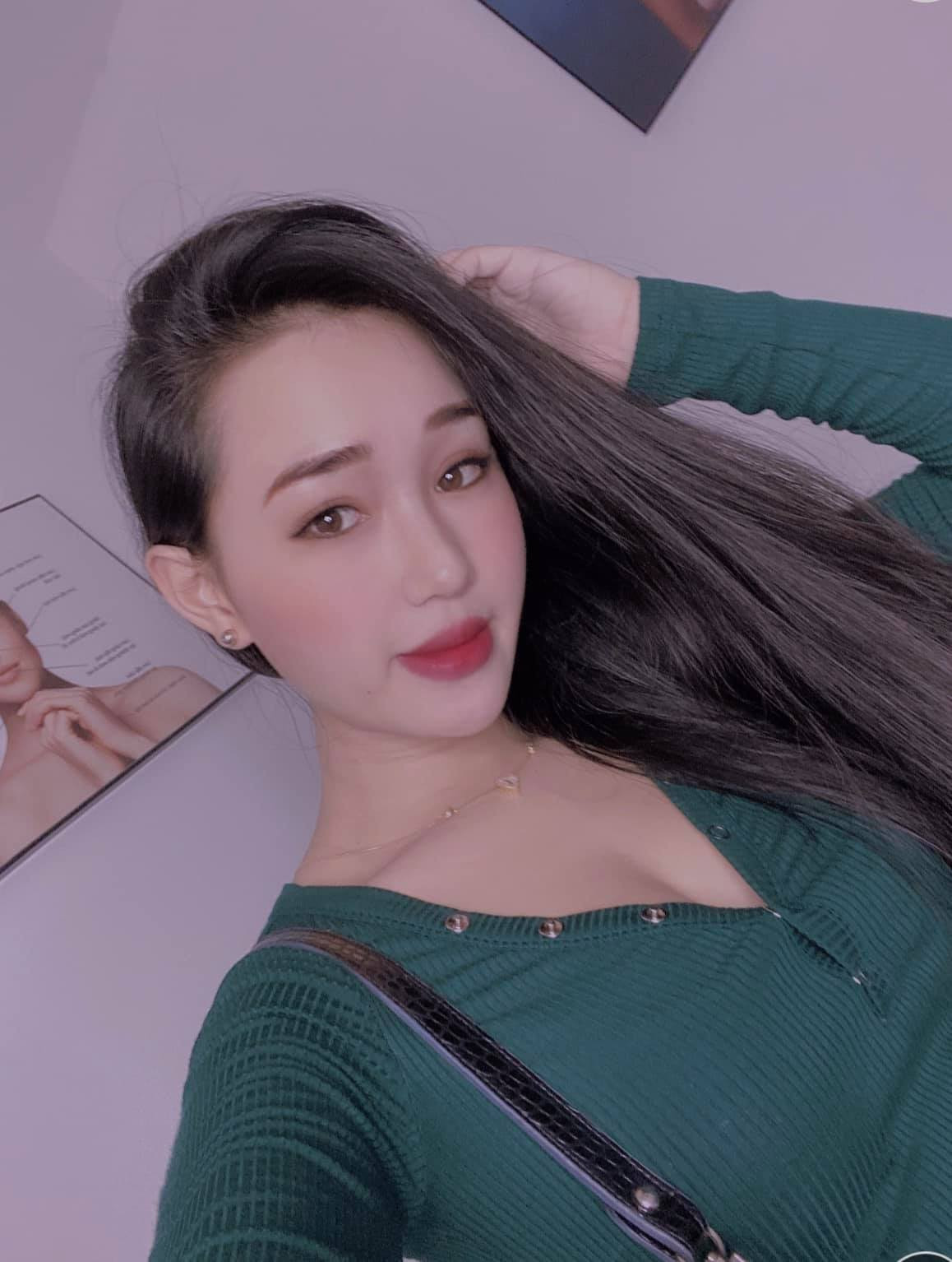 Phạm Hiếu được khen ngợi là sở hữu nét đẹp chuẩn Á Đông.