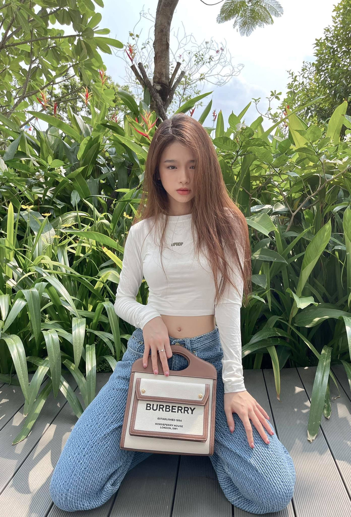 So với những hot teen nổi cùng thời, Linh Ka là người duy nhất còn giữ được "nhiệt" với công chúng. Ảnh: FBNV