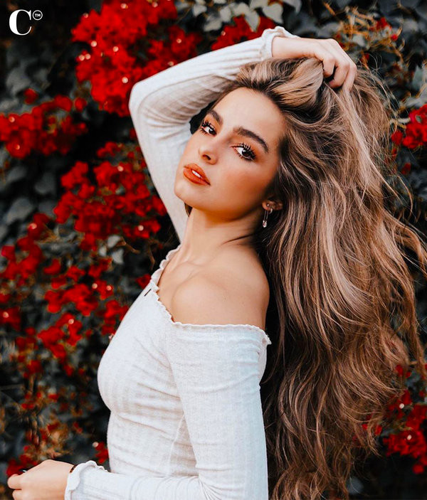 Những hình ảnh của hot girl TikTok này luôn gây mê bởi thần thái như ngôi sao điện ảnh.