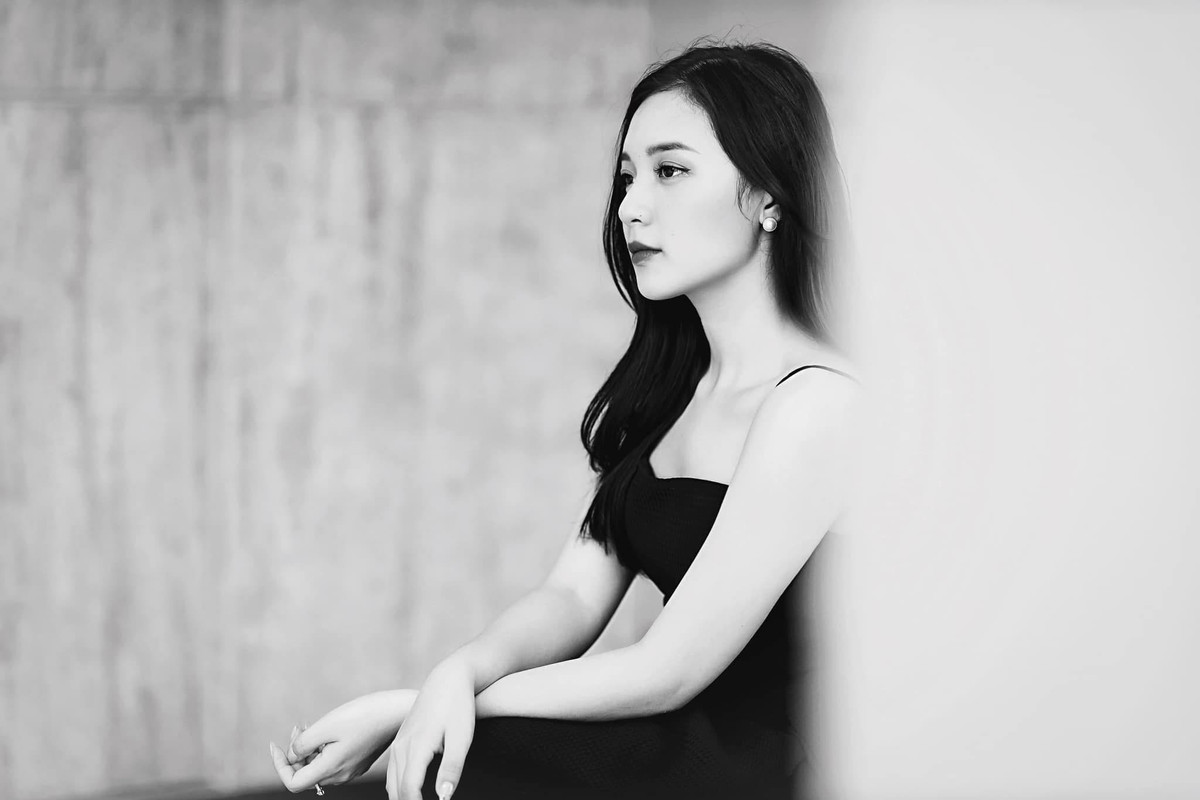 Nữ MC thường xuyên đăng tải những hình ảnh vui vẻ, lạc quan, được nhiều người yêu thích trên mạng xã hội. Ảnh: FBNV