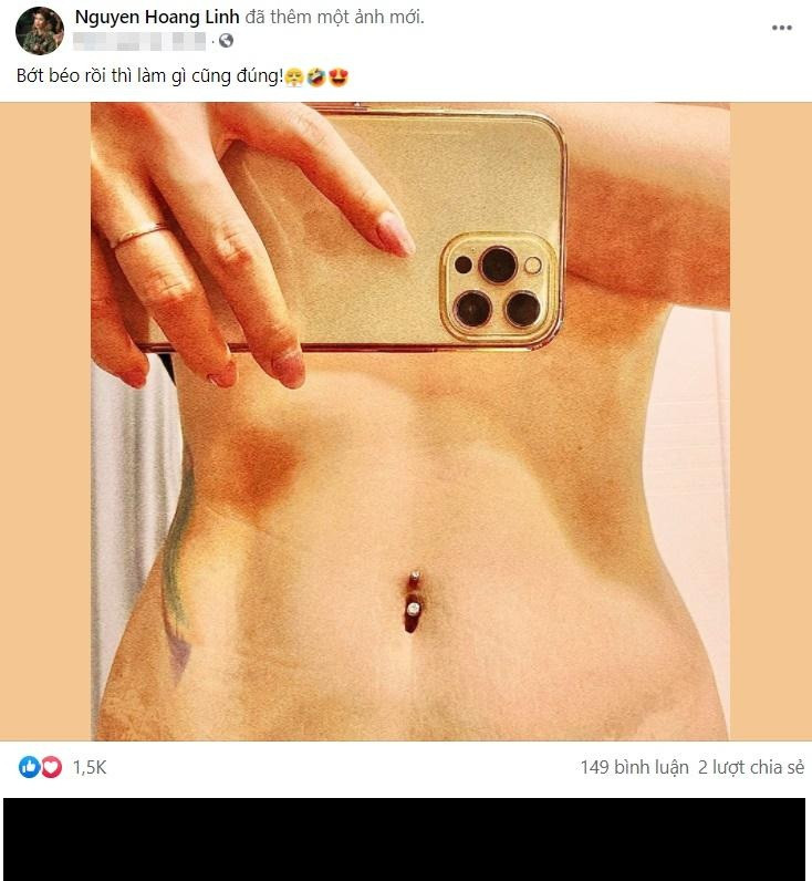 Trên facebook mới đây, MC Hoàng Linh hào hứng chia sẻ bức ảnh khá mát mẻ. Trong hình, MC Chúng Tôi Là Chiến Sĩ "zoom" cận vòng vào vòng hai. Dùng một tay che ngực kết hợp đặt góc máy song vẫn không thể làm giảm sức nóng của bức ảnh này.