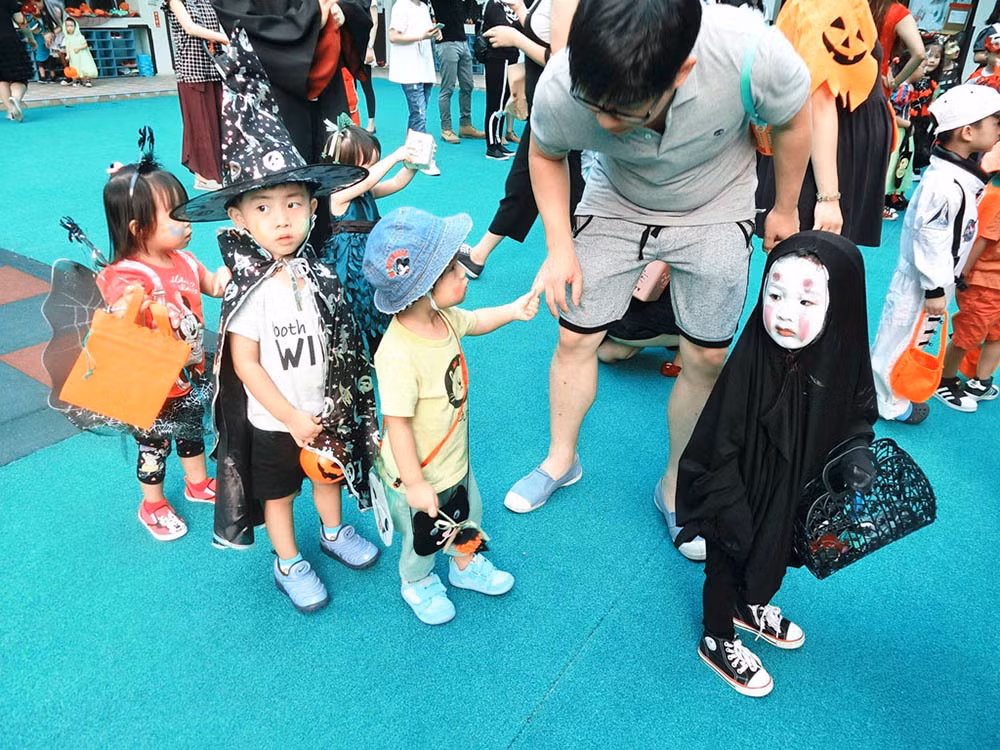 “Co be Vo Dien” noi tieng nhat mua Halloween 2016 gio ra sao?