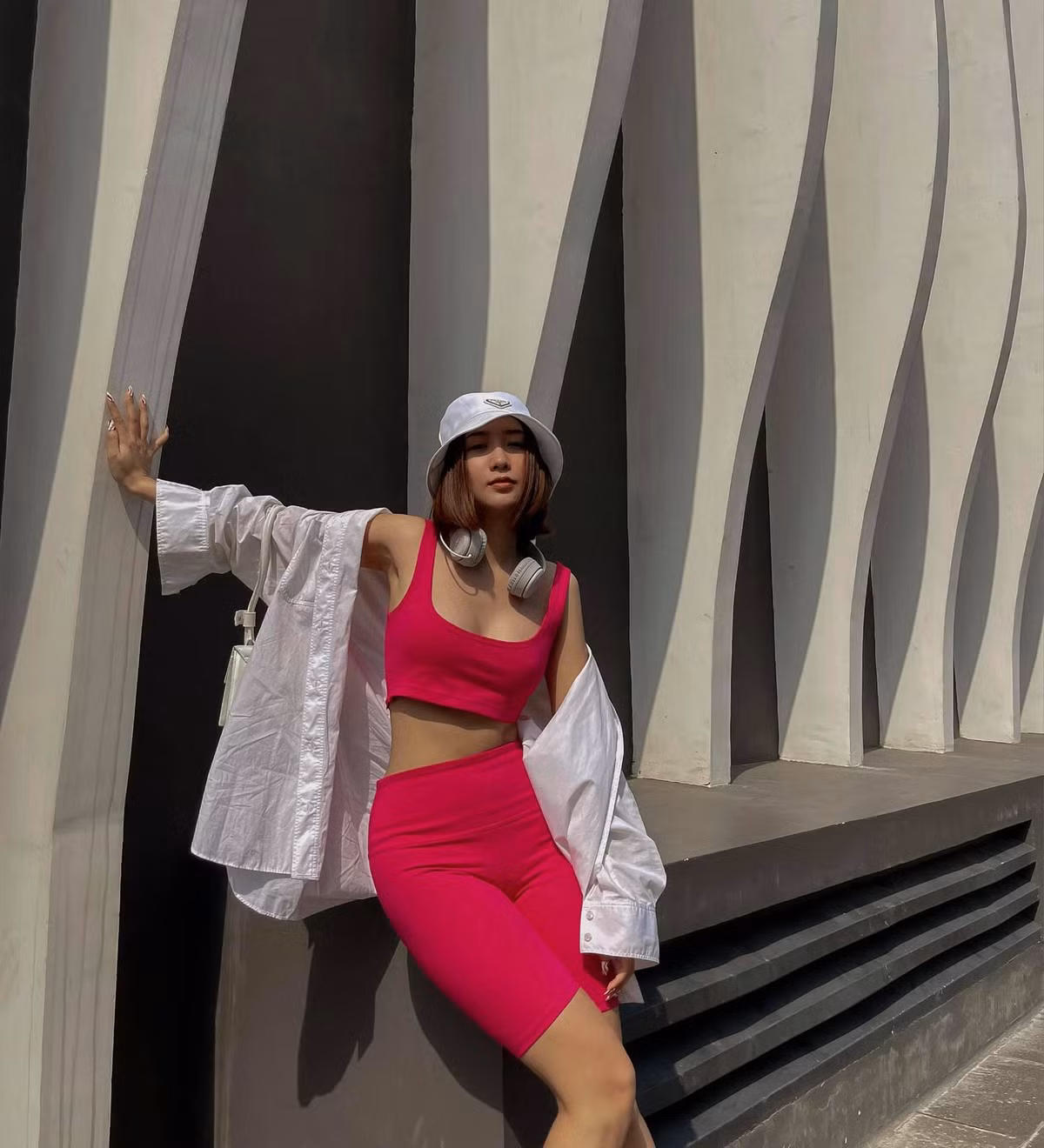 goài công việc kinh doanh, Kiều Ly là người mẫu ảnh quen mặt của nhiều thương hiệu thời trang ở Hà Nội.