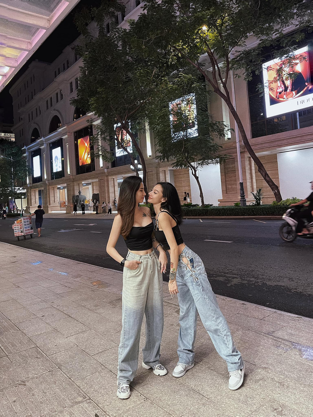 Được biết, cặp đôi này quen và yêu nhau ngay mùa dịch nên họ không có nhiều thời gian bên nhau.