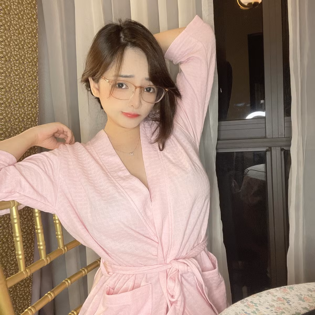 Nhan sắc của "thánh nữ Cosplay" Việt ngày càng tăng hạng, dù chỉ make up "sương sương" cô cũng nhận được hàng nghìn lời khen từ mạng xã hội.