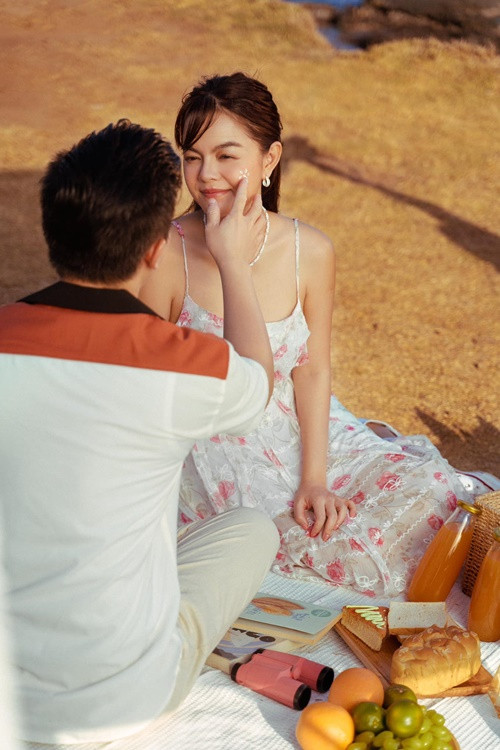 Phạm Quỳnh Anh được bố của con gái thứ ba cầu hôn vào Valentine năm 2022.