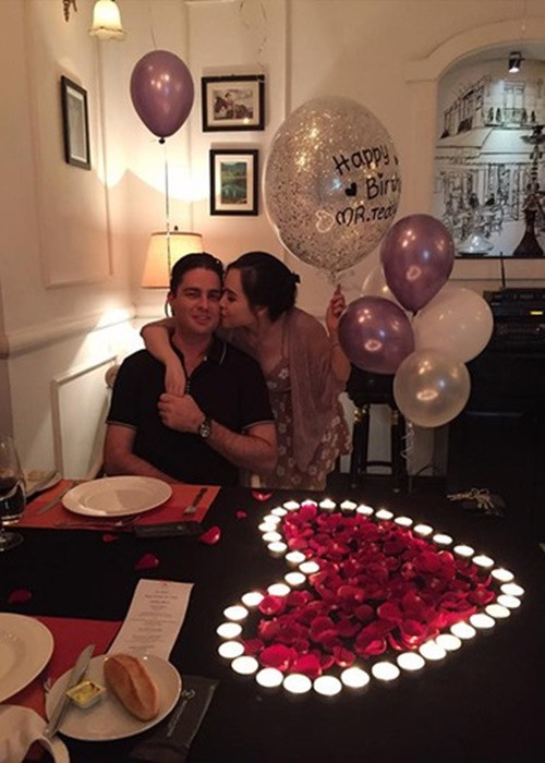 Trương Phương và Nick Mansor dự định sẽ làm đám cưới năm 2021 nhưng phải hoãn vì dịch Covid-19.