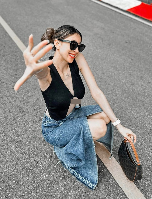 Cô nàng diện mốt không nội y từ nhà ra phố.