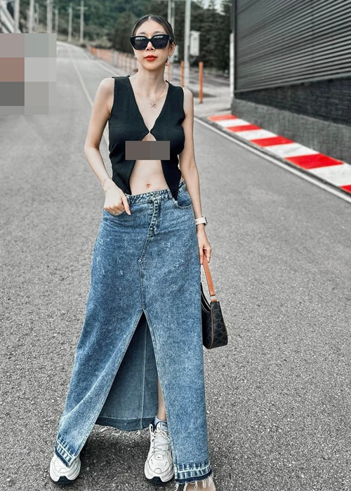 Wanwisa vẫn chuộng mốt "thả rông" vòng một.